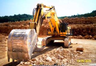 Excavadora Trabajando Komatsu